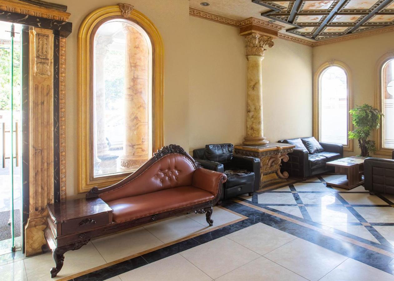 סמרינדה Oyo 3107 Hotel Temindung מראה חיצוני תמונה