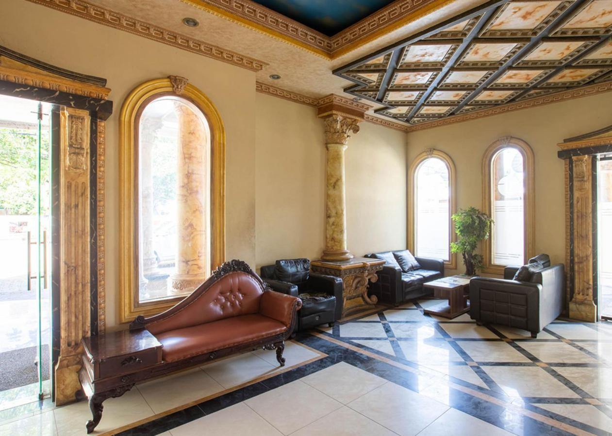 סמרינדה Oyo 3107 Hotel Temindung מראה חיצוני תמונה
